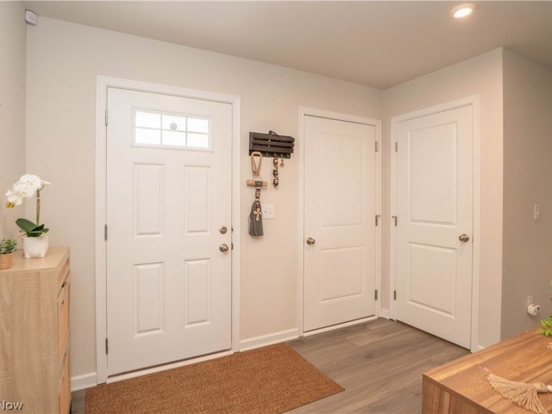 3892 Higgins Drive, Norton, OH 44203 Photo 4