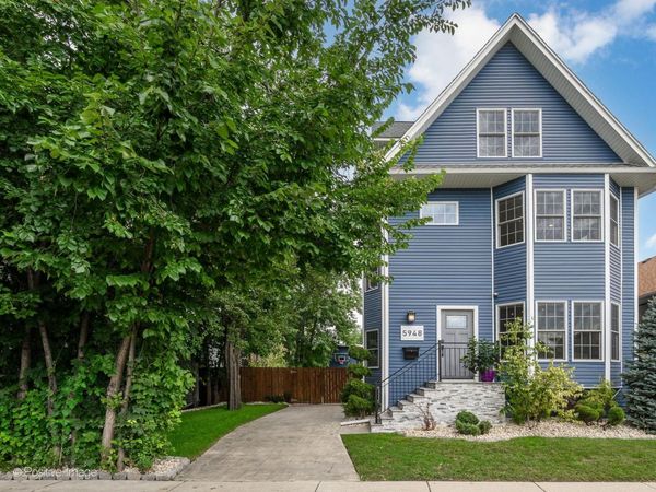 5948 W Grace Street , Chicago, IL 60634