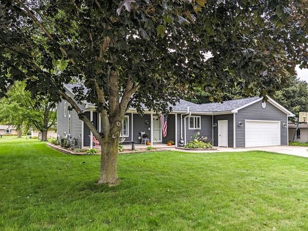 617 DONNA STREET, Chilton, WI 53014