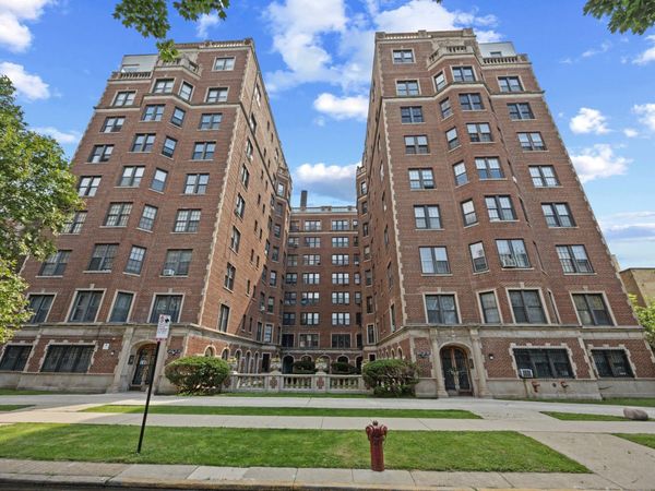 6937 S CRANDON Avenue, Unit 6E, Chicago, IL 60649