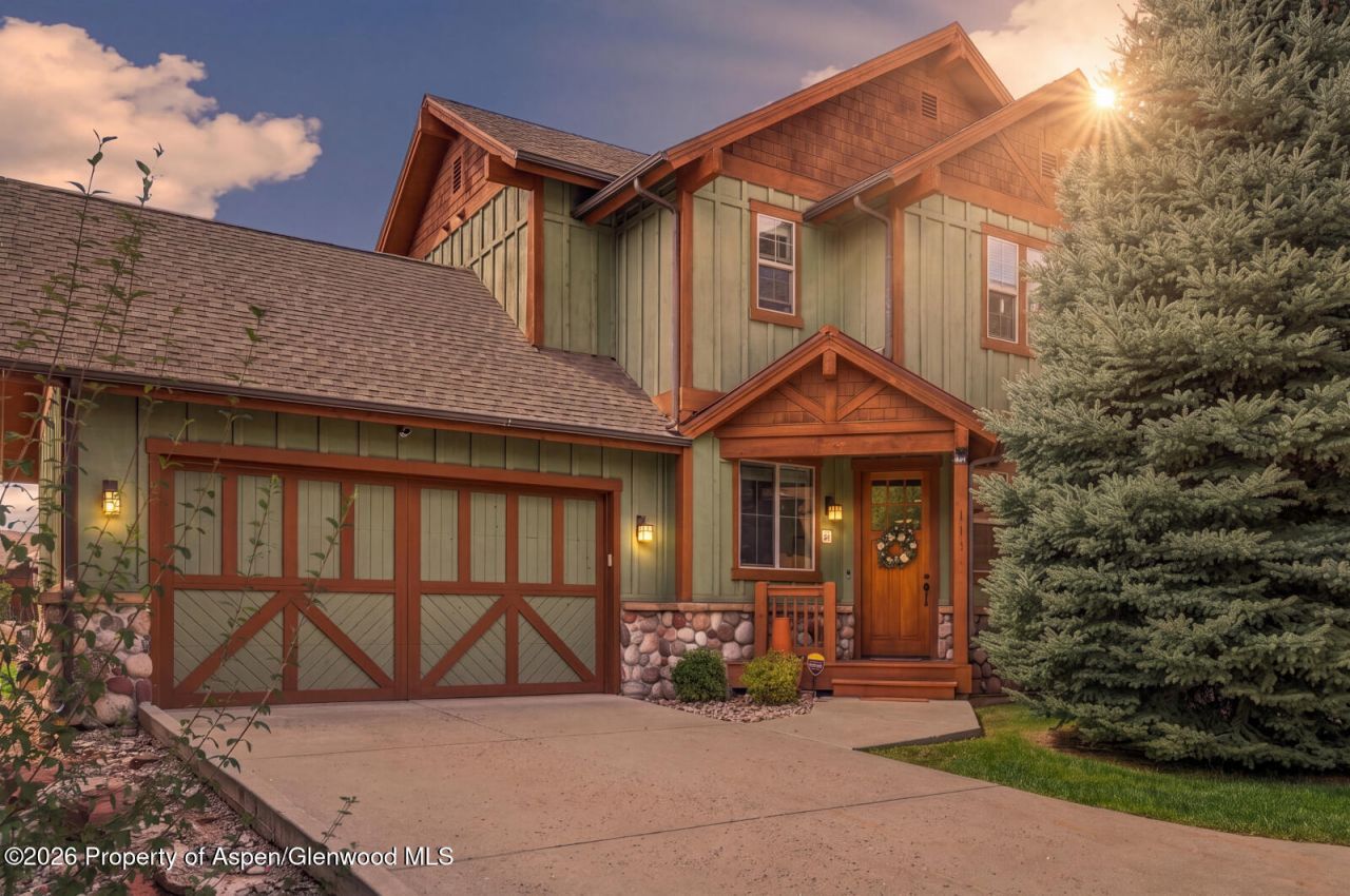 111 White Horse Drive, New Castle, CO 81647 Main Photo