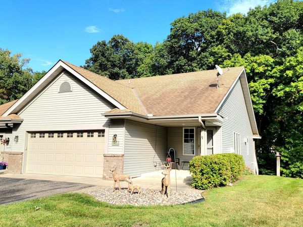 1374 Field Creek Circle , Victoria, MN 55386