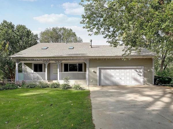 98 Australian Avenue, Little Canada, MN 55117