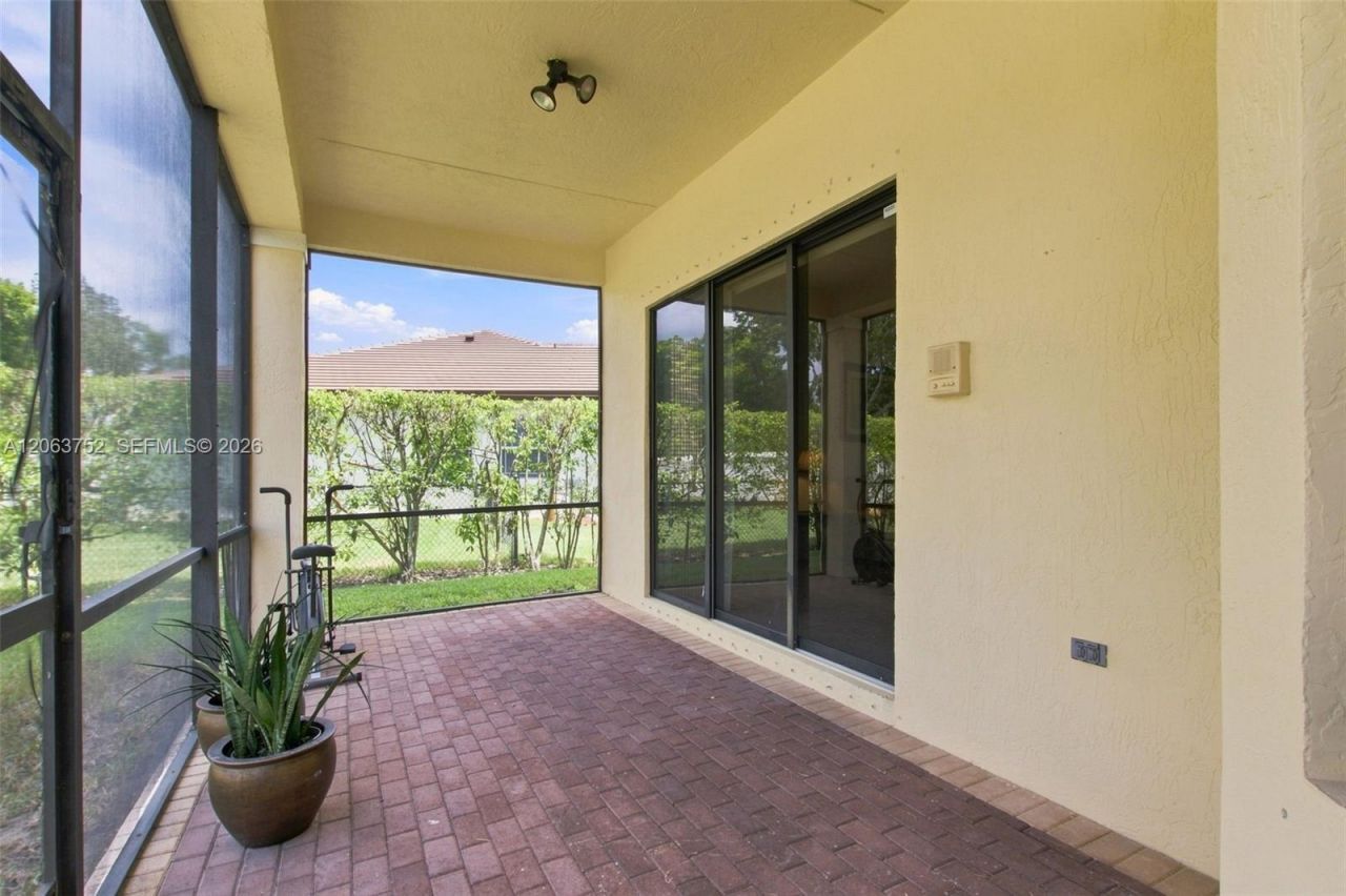 344 SW 159th Ln , Pembroke Pines, FL 33027 Photo