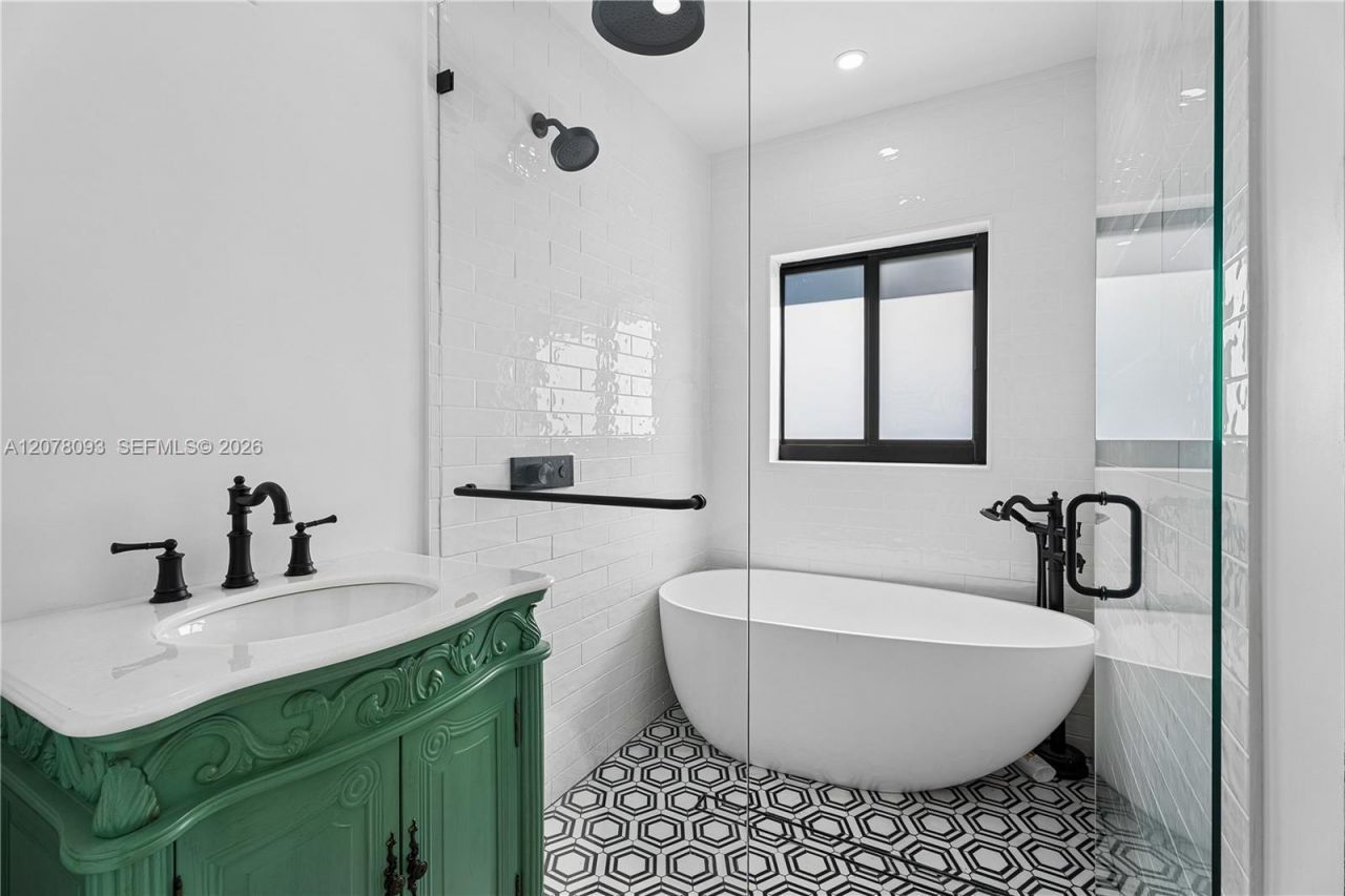 1541 Consolata Ave, Coral Gables, FL 33146 Photo