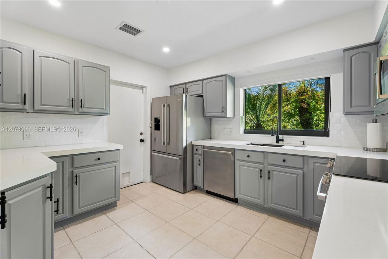 1541 Consolata Ave, Coral Gables, FL 33146 Photo