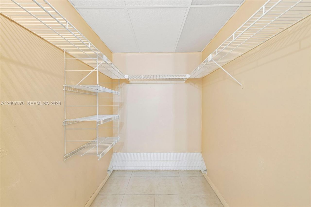 7887 Golf Cir Dr, Unit 106, Margate, FL 33063 Photo