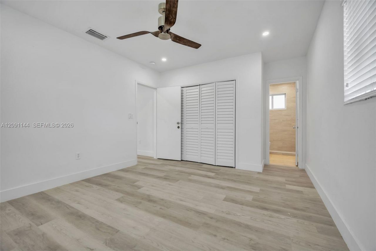 1401 NE 152nd St , North Miami Beach, FL 33162 Photo