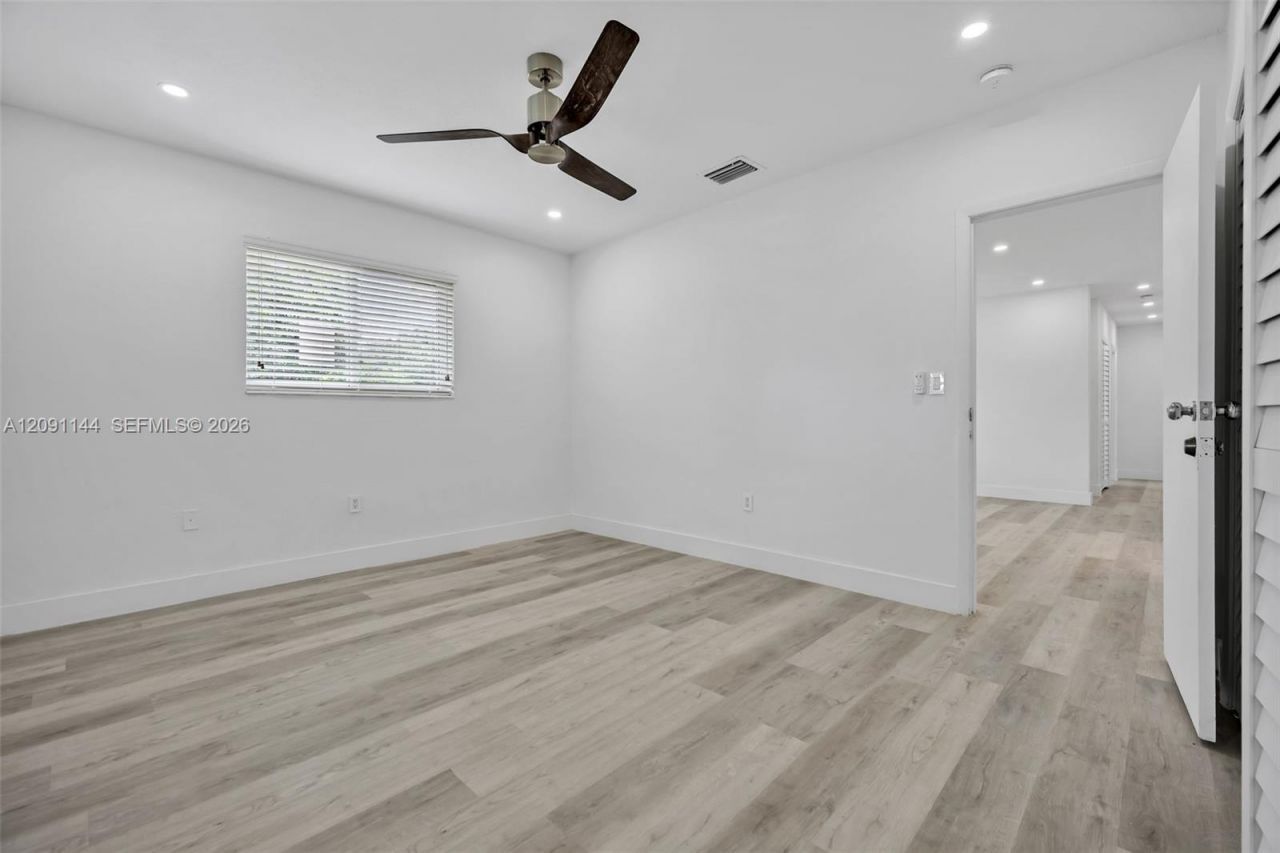 1401 NE 152nd St , North Miami Beach, FL 33162 Photo