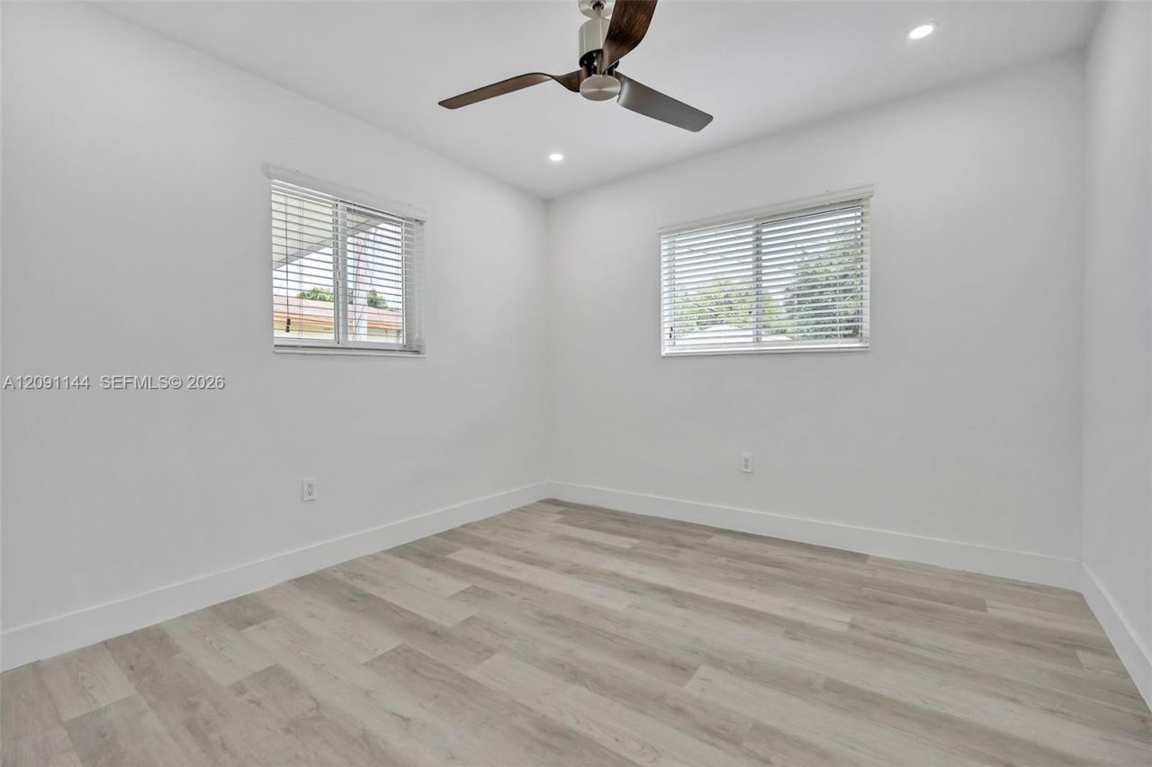 1401 NE 152nd St , North Miami Beach, FL 33162 Photo