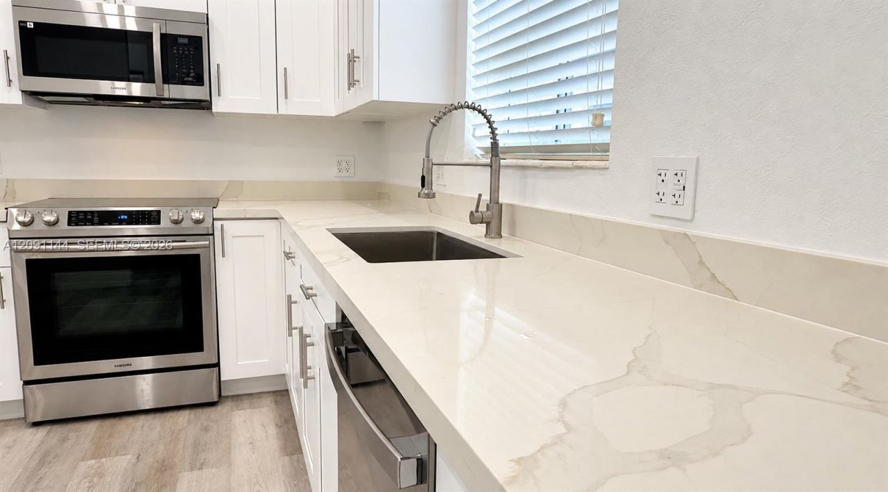1401 NE 152nd St , North Miami Beach, FL 33162 Photo