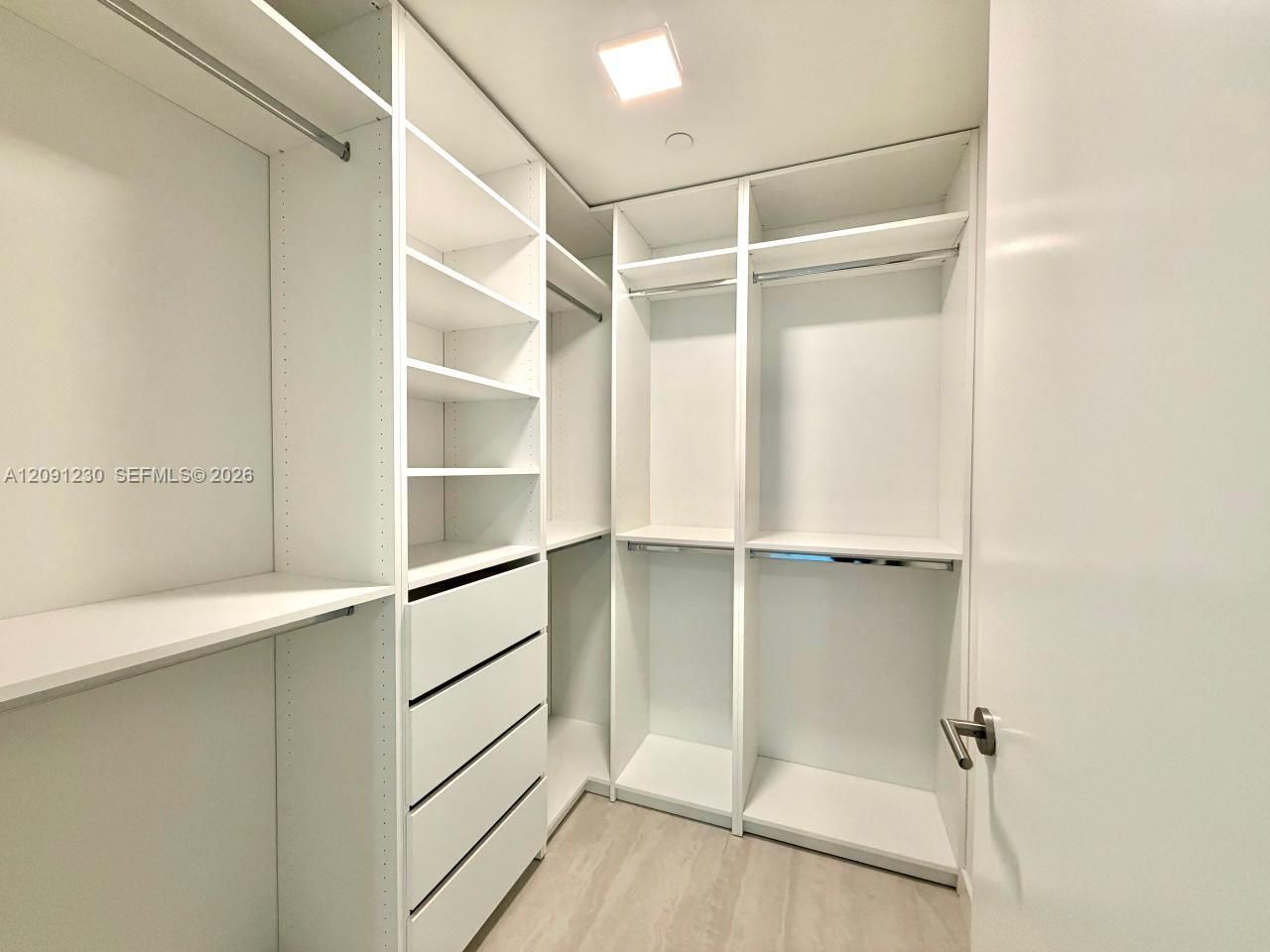 77 SE 5th St , Unit 2506, Miami, FL 33131 Photo