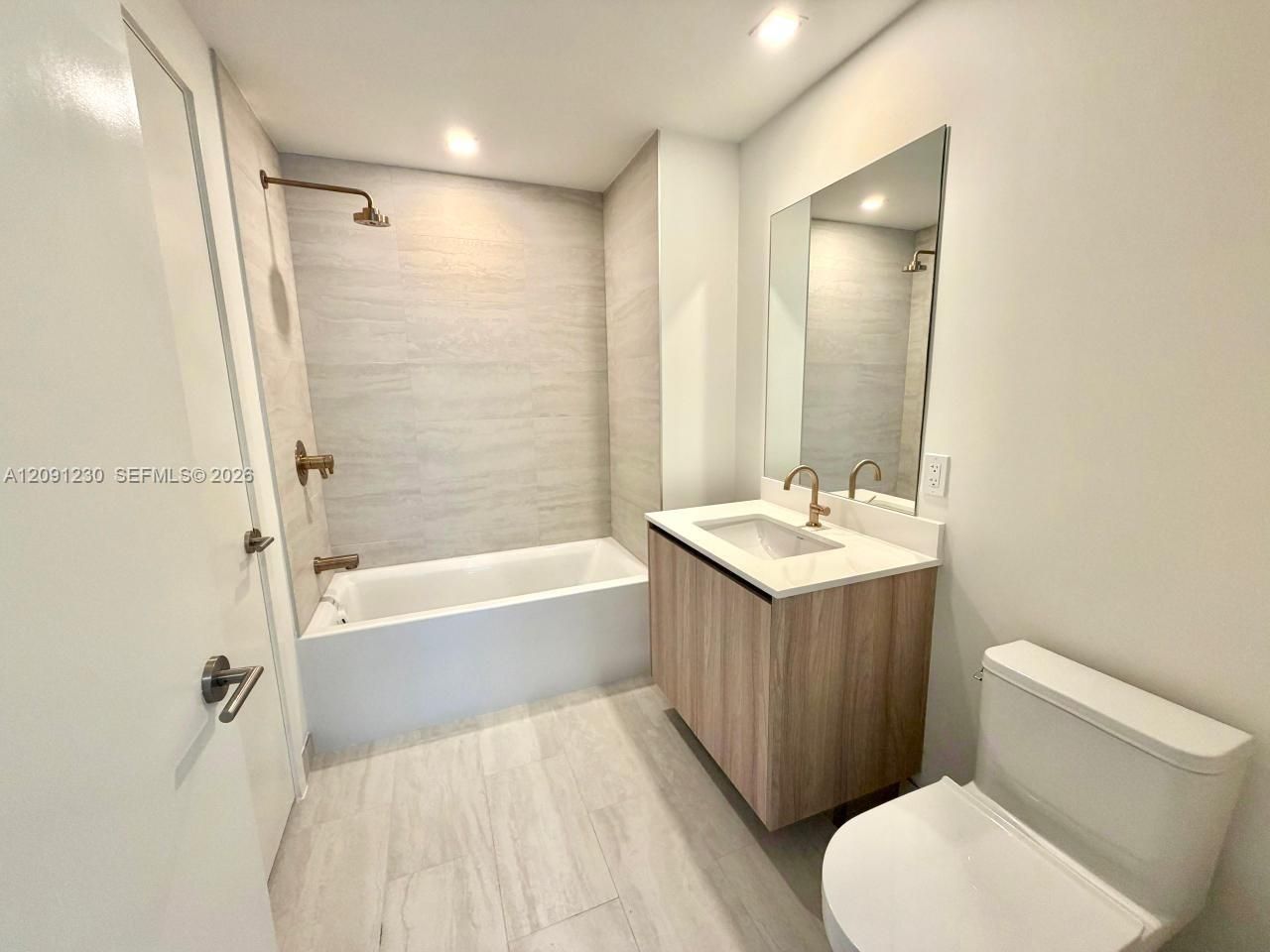 77 SE 5th St , Unit 2506, Miami, FL 33131 Photo