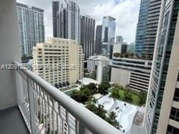1200 Brickell Bay Dr , Unit 2416, Miami, FL 33131