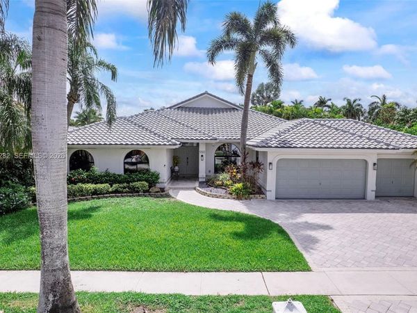 550 NW 110th Ave , Plantation, FL 33324