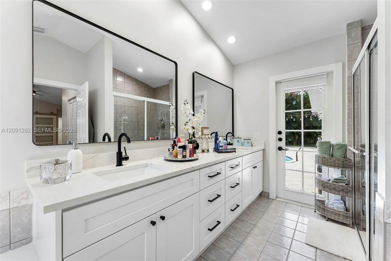 550 NW 110th Ave, Plantation, FL 33324 Photo