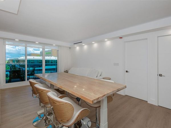 2301 Collins Ave , Unit 834, Miami Beach, FL 33139