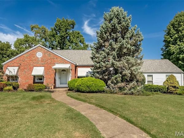 9903 Vasel Drive , Unincorporated, MO 63123