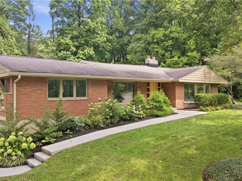 751 Laurelwood Road, Kettering, OH 45419 Photo 2