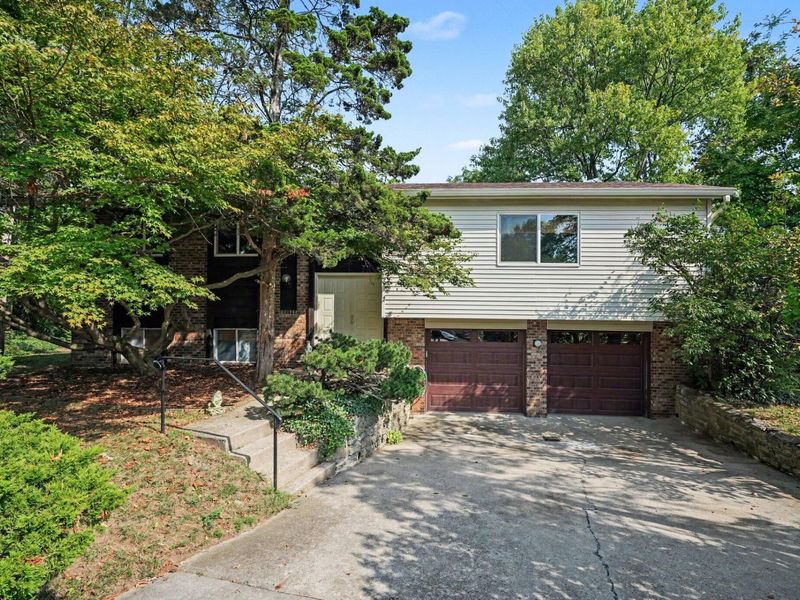 1756 Stony Point, Fort Wright, KY 41011 Photo 2
