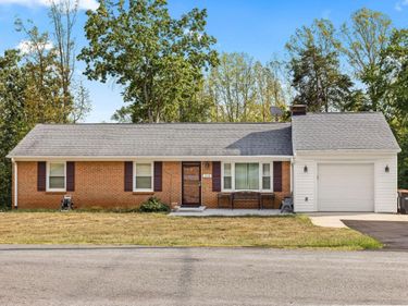 218 Patricia Drive, Lynchburg, VA 24501