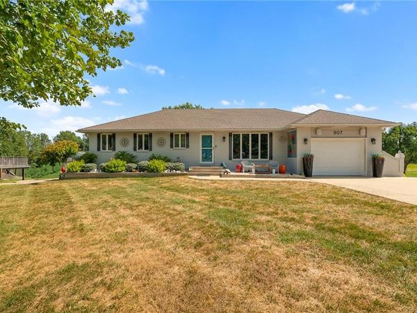 907 N 5th Street, Drexel, MO 64742