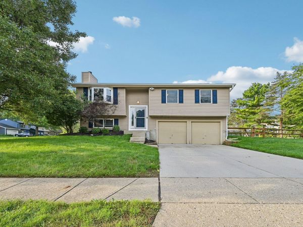 971 Ridenour Road, Gahanna, OH 43230