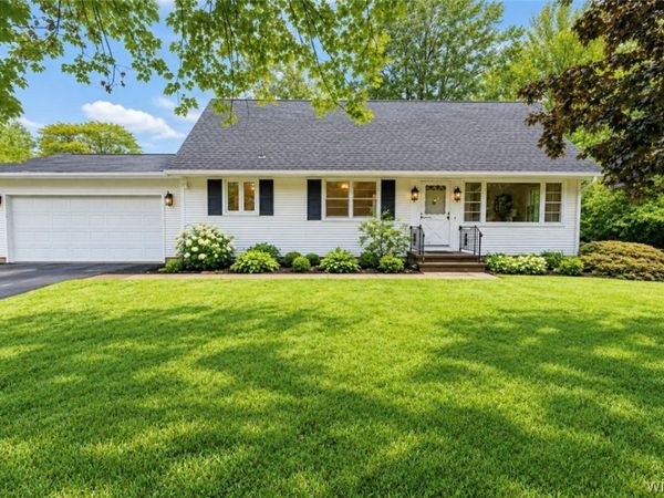 6494 Versailles Road, Lake View, NY 14085
