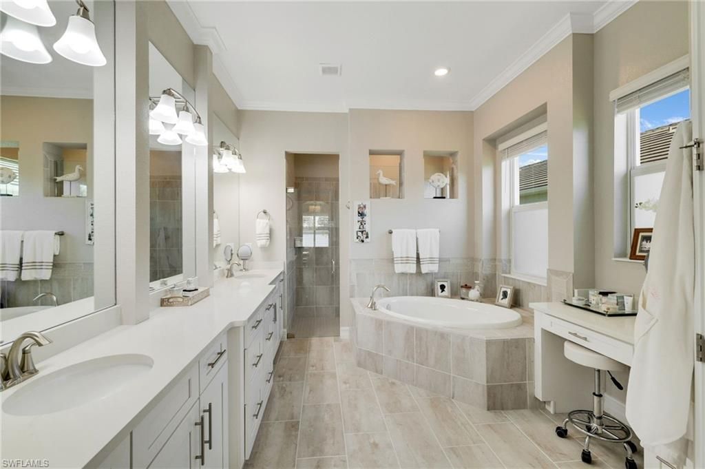 14618 Blue Bay Cir, Fort Myers, FL 33913 Photo