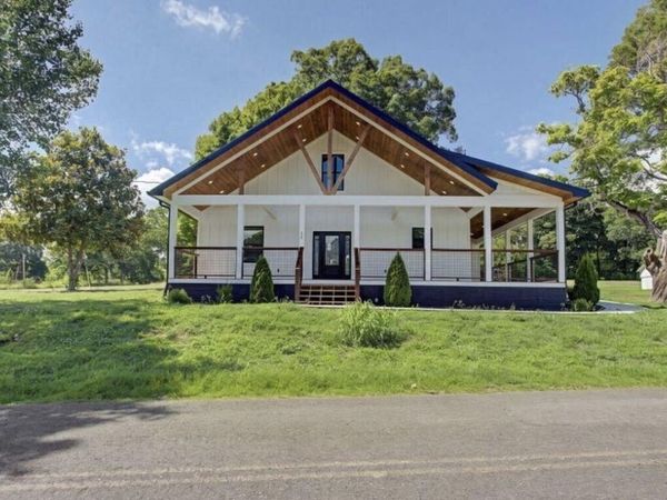 1545 Slover Springs Road , Dandridge, TN 37725