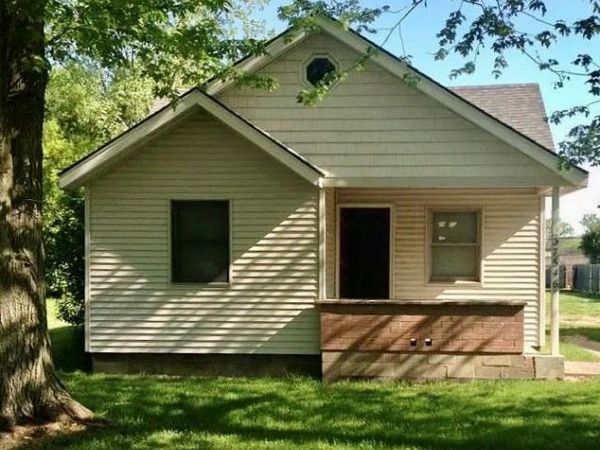 37546 Palmer Road , Westland, Mi 48186
