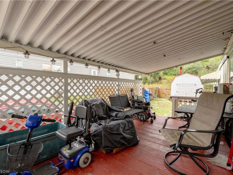 2715 Barn Drive SW, Canton, OH 44706 Photo 5