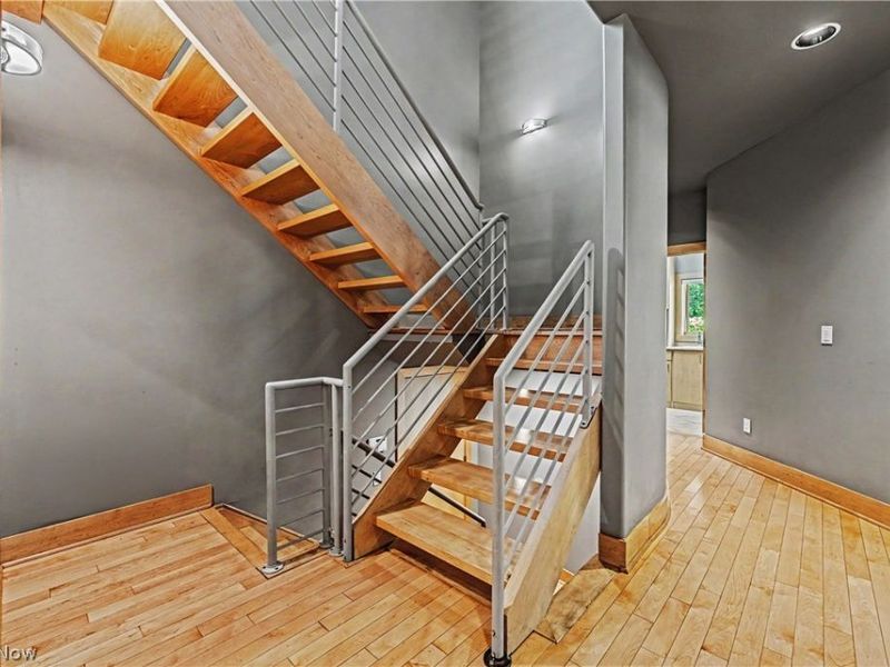 1040 Riverwoods Drive, Akron, OH 44313 Photo 28