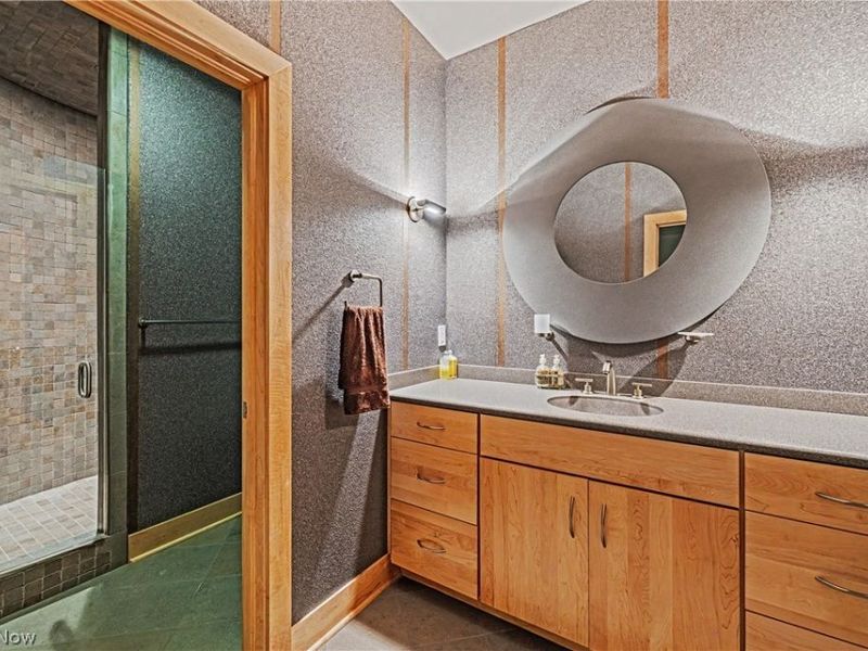 1040 Riverwoods Drive, Akron, OH 44313 Photo 35