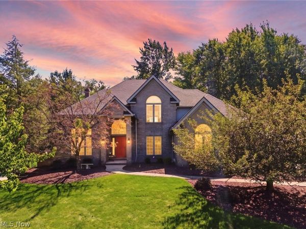 1418 Homestead Creek Drive, Broadview Heights, OH 44147