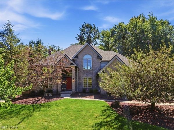 1418 Homestead Creek Drive, Broadview Heights, OH 44147