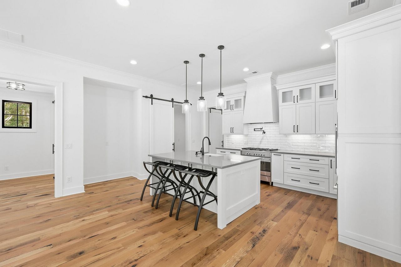 4 Blake Lane Photo 20
