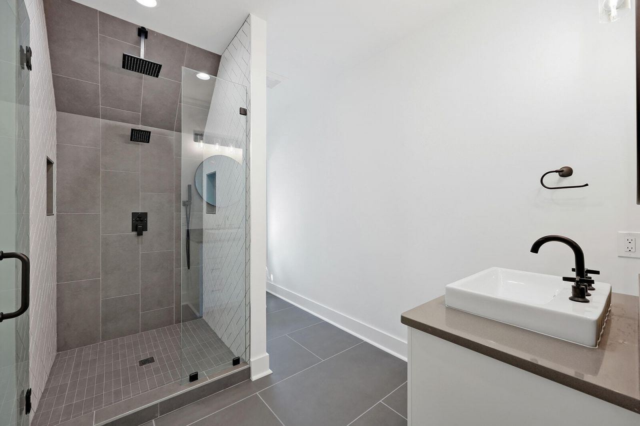 4 Blake Lane Photo 46