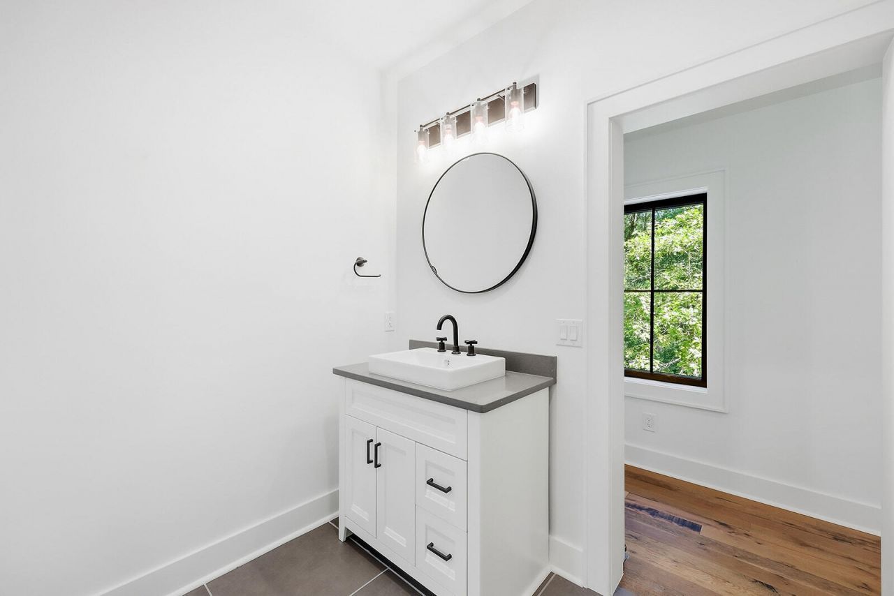 4 Blake Lane Photo 47