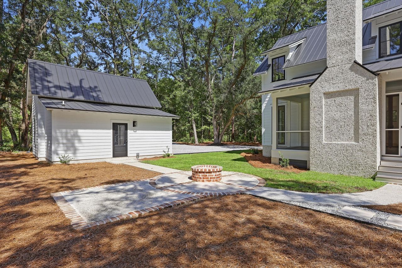 4 Blake Lane Photo 56