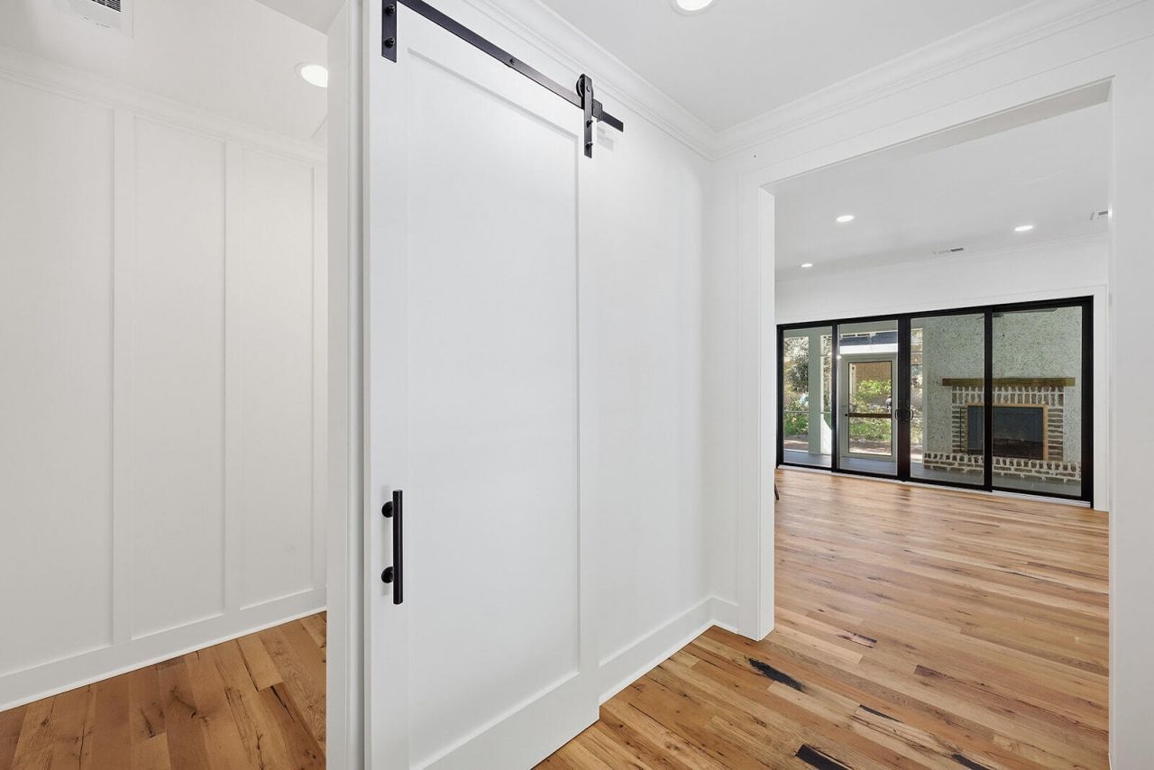 4 Blake Lane Photo 9