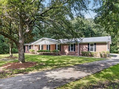 1070 Pine Street, Hanahan, SC 29410