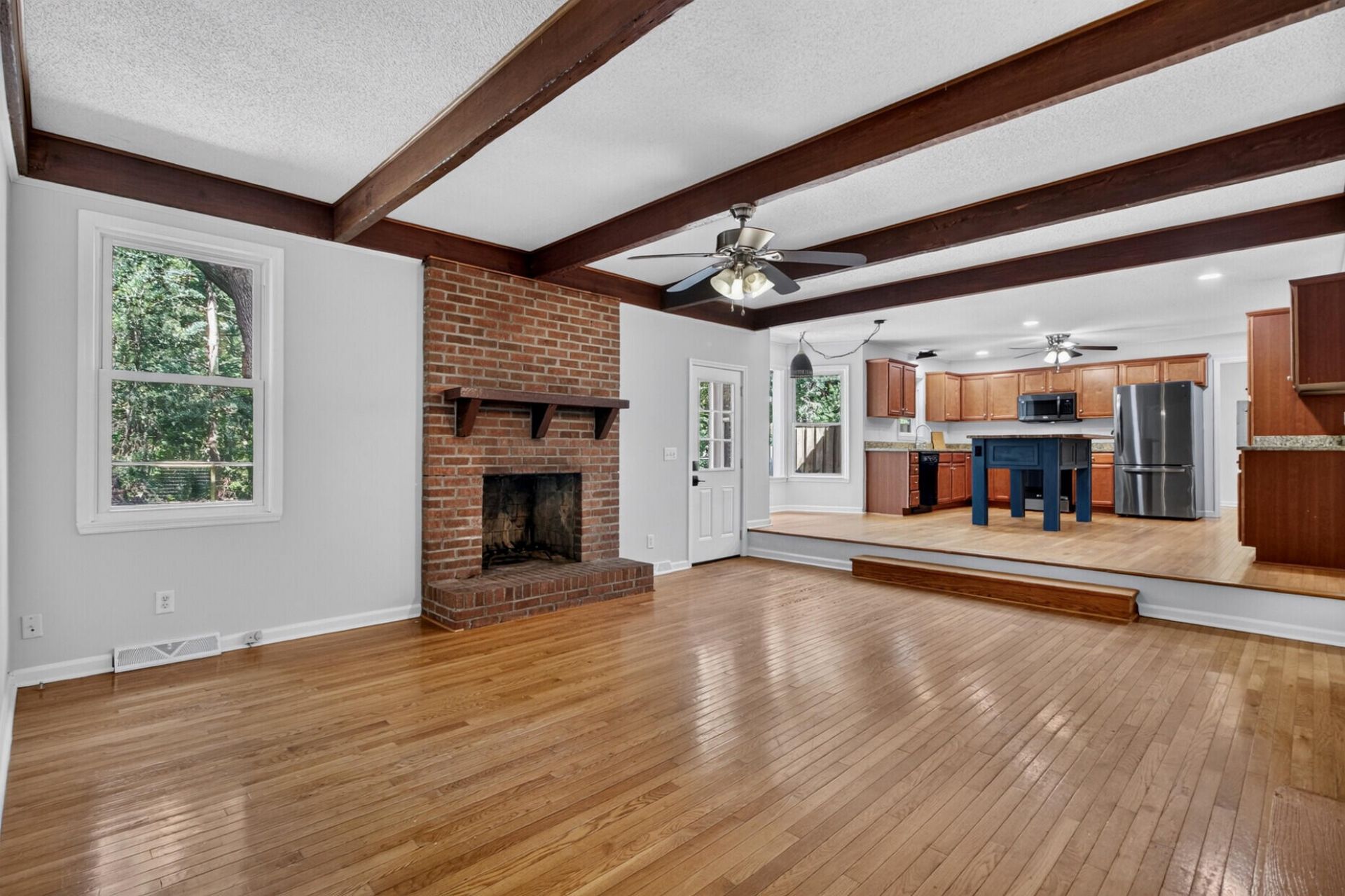 1070 Pine Street Photo 10