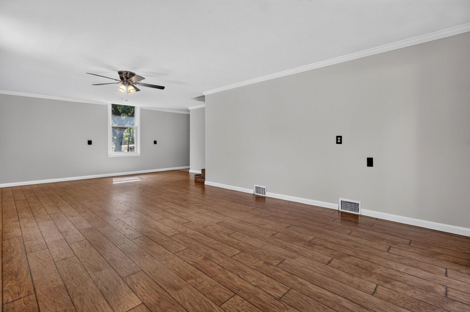 1070 Pine Street Photo 24