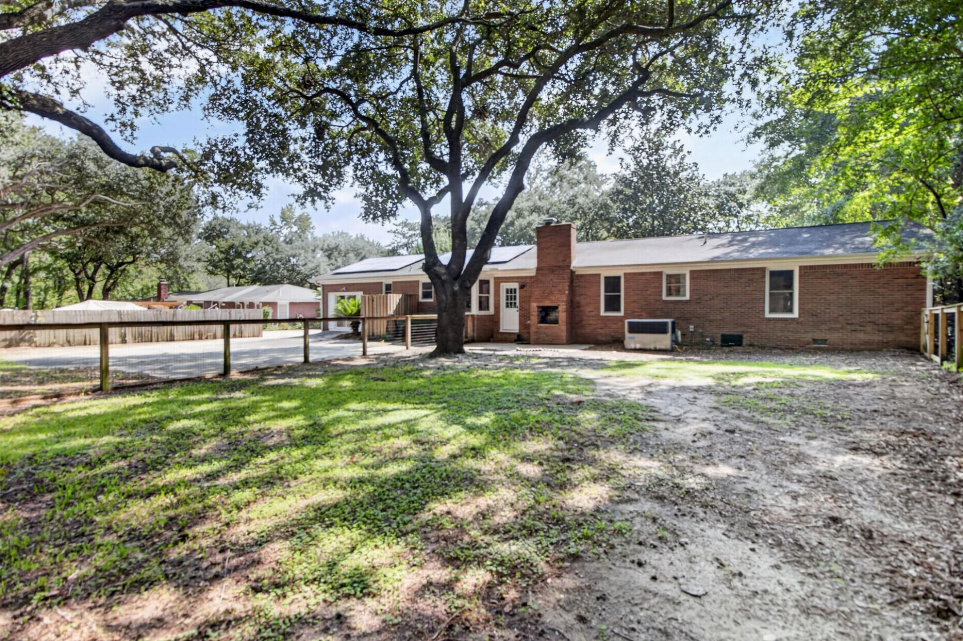 1070 Pine Street Photo 36