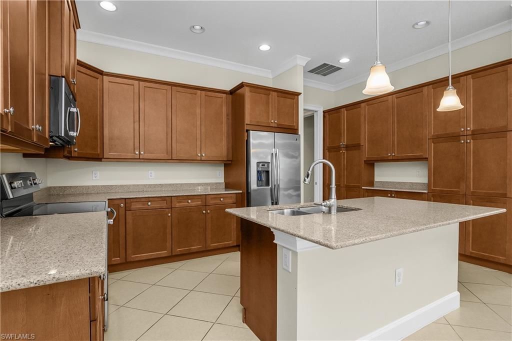 7162 Dominica Dr, Naples, FL 34113 Photo
