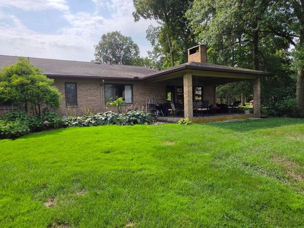 1410 Woodridge Road, Marion, OH 43302