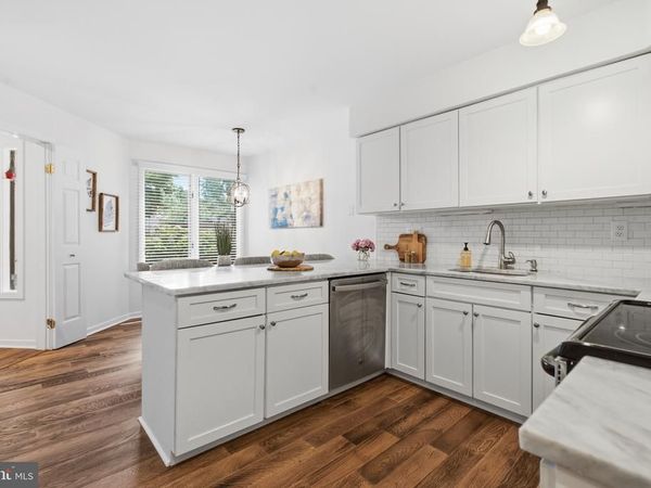 138 MONTROSE AVENUE, Unit 26, BRYN MAWR, PA 19010