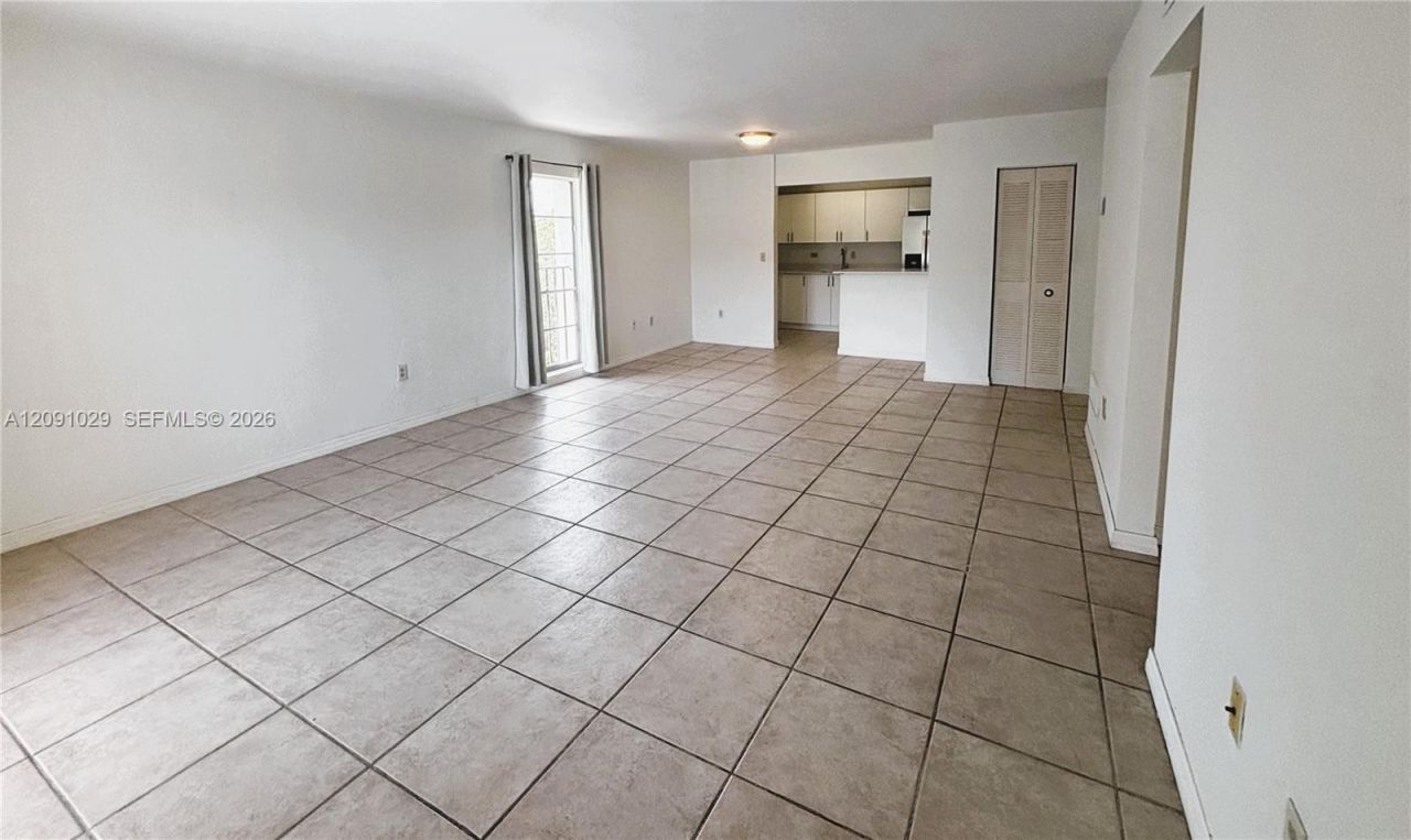 6900 N Kendall Dr , Unit A310, Pinecrest, FL 33156 Photo