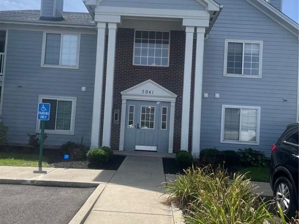 3041 Westminster Drive, Unit 207, Beavercreek, OH 45431